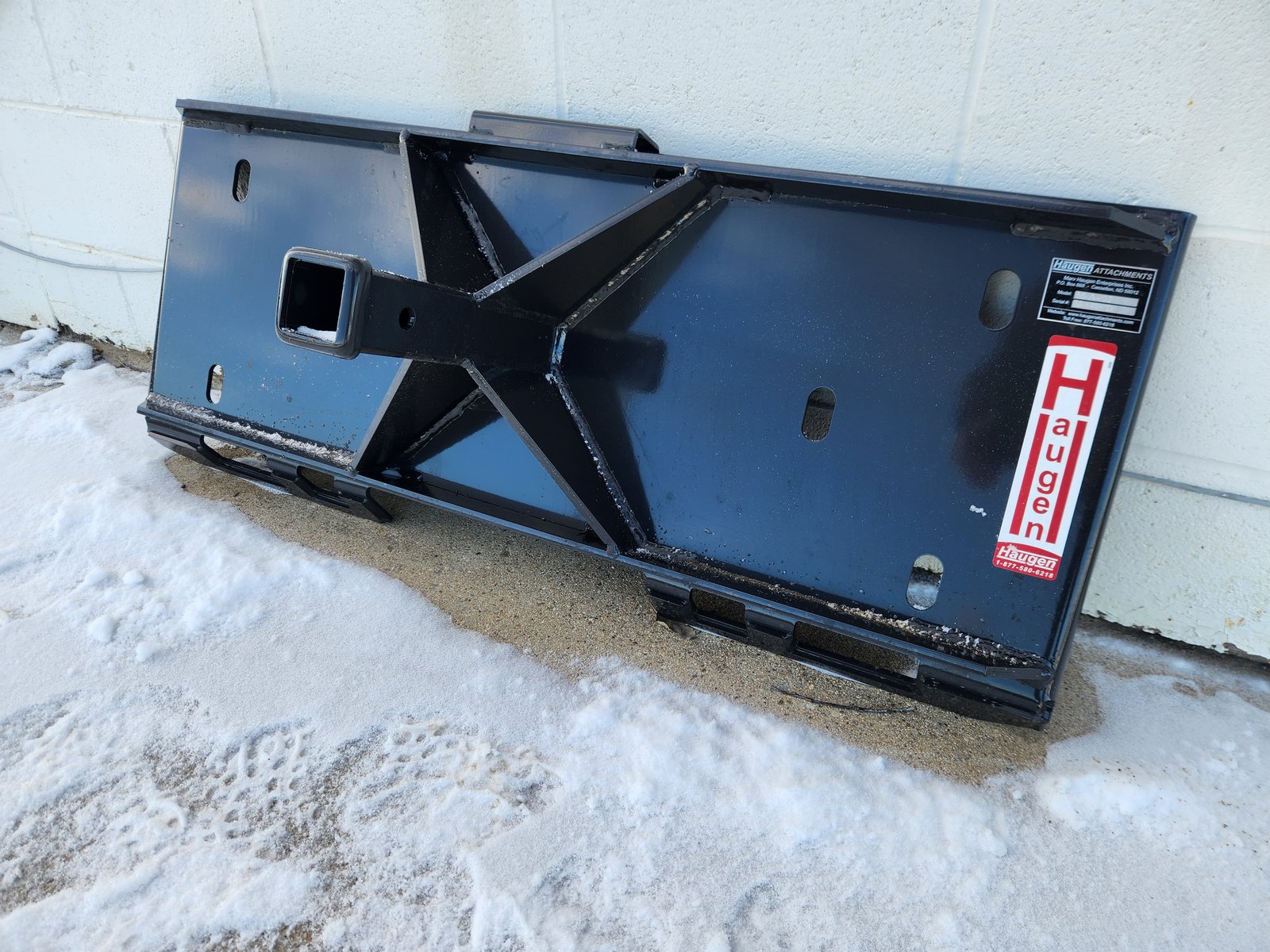 Haugen MBA-SKD Skid Steer Ball Adaptor - Full size