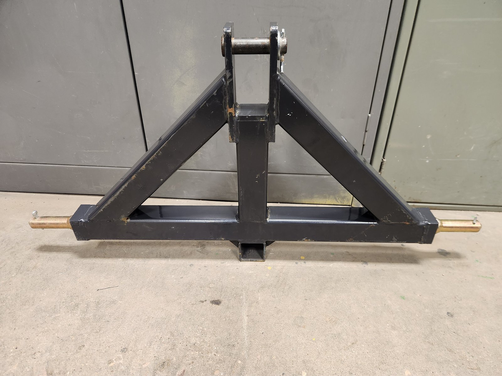 Wolverine 3 Point Mounted Trailer Hitch Spotter (2) - Full size