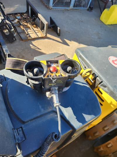 2023 Bomag BMP8500 Articulated Trench Roller - Image 5