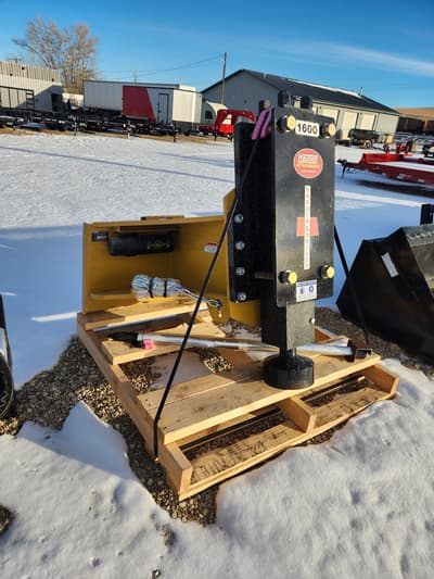Haugen PD-1600 Hydraulic Post Pounder - Image 1