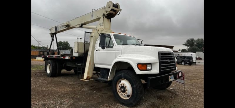 1997 Ford F800 2.5T Boom Crane Truck